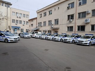 Министър Пламен Узунов връчи ключовете на 11 автомобила за пътен контрол на служителите на ОДМВР – Хасково 