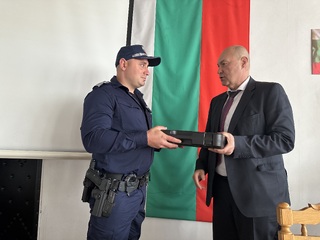 10 Нови пистолета „Валтер“ получи ОДМВР-Ловеч
