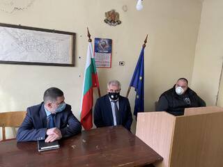 Министър Христо Терзийски проведе работни срещи с полицаите от районни управления на МВР в област Ловеч