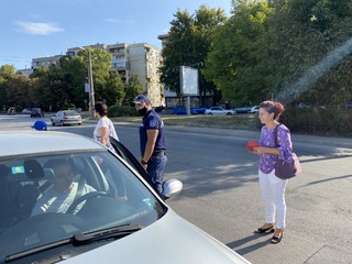 Осмокласници от новата паралелка „Сигурност“  в СУ „Тодор  Кирков“ отправиха апел към шофьорите за повишена бдителност на пътя