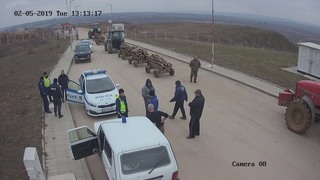 В Луковит  полиция и горски задържаха 10 каруци с незаконна дървесина