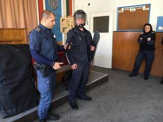 Учениците от Детско полицейско управление при СУ “Тодор Кирков” гостуваха на полицаите  от РУ Ловеч 