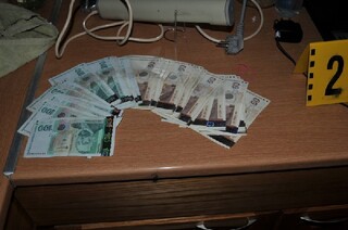 данъчен инспектор с подкуп