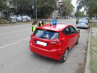 Деца от две монтански училища раздаваха заедно с пътните полицаи листовки през Европейския ден без жертви на пътя