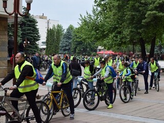С велопоход, раздаване на листовки на водачи на МПС от детските полицейски управления, беседи на пътните полицаи и специализирани полицейски операции бе отбелязана Глобалната седмица на ООН за пътна безопасност
