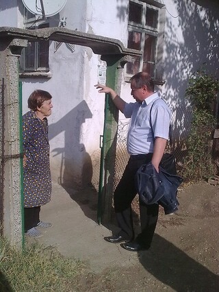 За повече взаимно доверие призоваха ръководни полицейски служители при посещения в домовете на възрастни жители на с. Златия