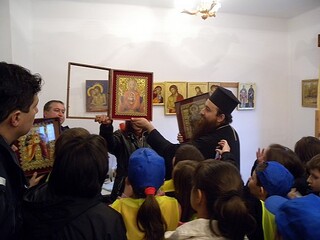  Доброволците от монтанските детски полицейски управления преминават двудневно обучение по християнска религия в Клисурския манастир „Св. св. Кирил и Методий”