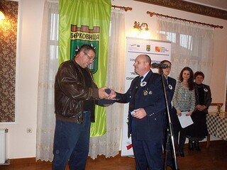 Три почетни награди на МВР за проявен принос при справяне с наводнението в Берковица