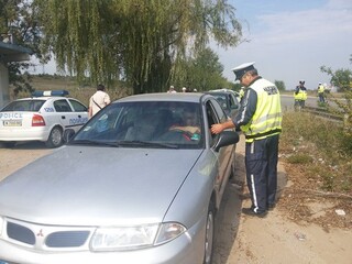 13 нарушения на Закона за движение по пътищата са установени при 2-часова полицейска акция в Монтана