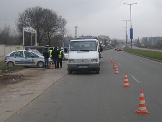 206 водачи на МПС са проверени в област Монтана при едноседмична операция на пътна полиция за контрол на употребата на алкохол и наркотици 