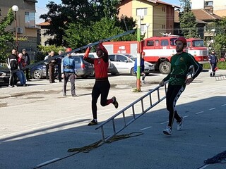 Огнеборците от Враца победиха колегите си от Монтана и Видин в зоналното първенство по пожароприложен спорт 