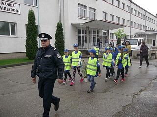  263 ученици в област Монтана ще преминат 2-годишно обучение по превантивната програма на МВР „Детско полицейско управление”