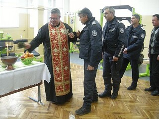 С тържествен водосвет бе открита ремонтираната спортна зала на Спортен клуб „Диана – МВР Монтана”